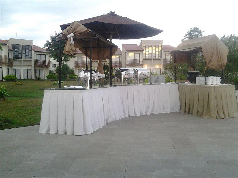 לבואן באג'ו Luwansa Beach Resort מראה חיצוני תמונה