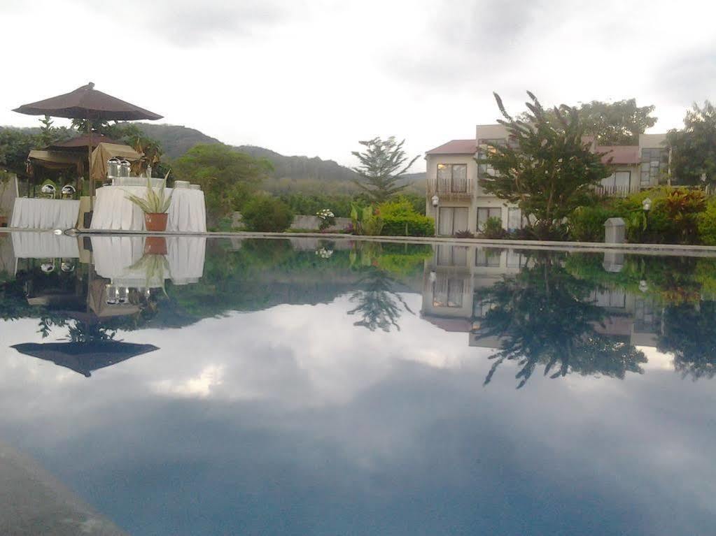 לבואן באג'ו Luwansa Beach Resort מראה חיצוני תמונה